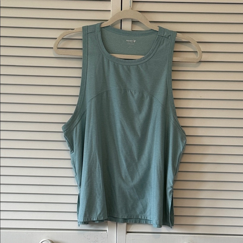 Old Navy Seafoam Green Athletic Tank Top